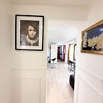Urban Flat 42 - Game Of Thrones Apartment