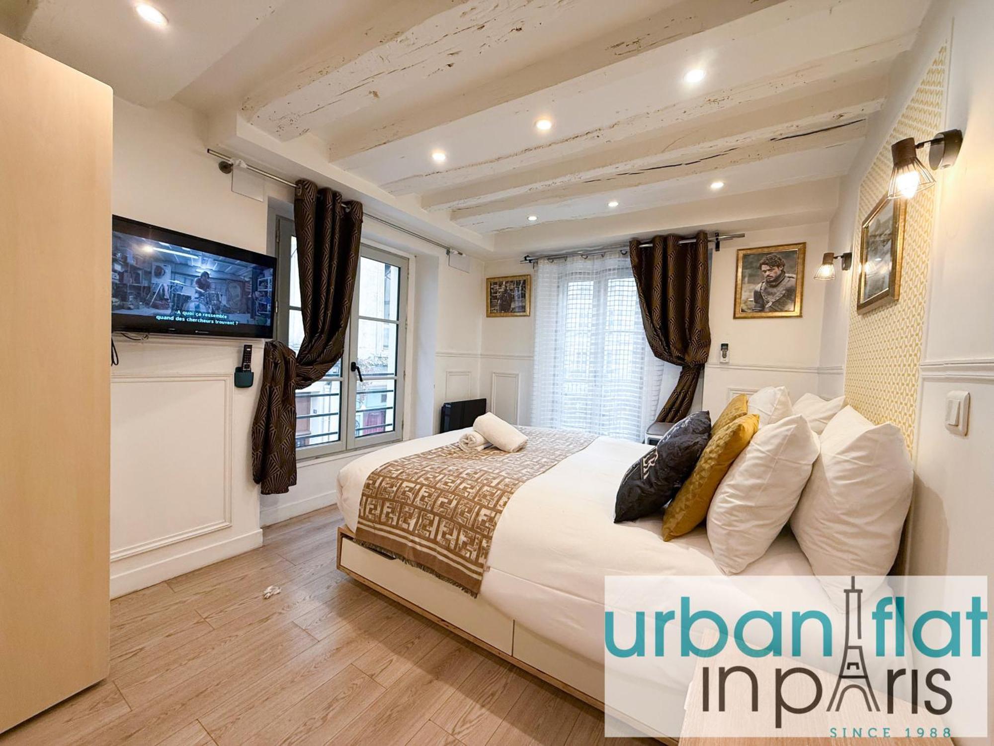 Urban Flat 42 - Game Of Thrones Apartment Paris